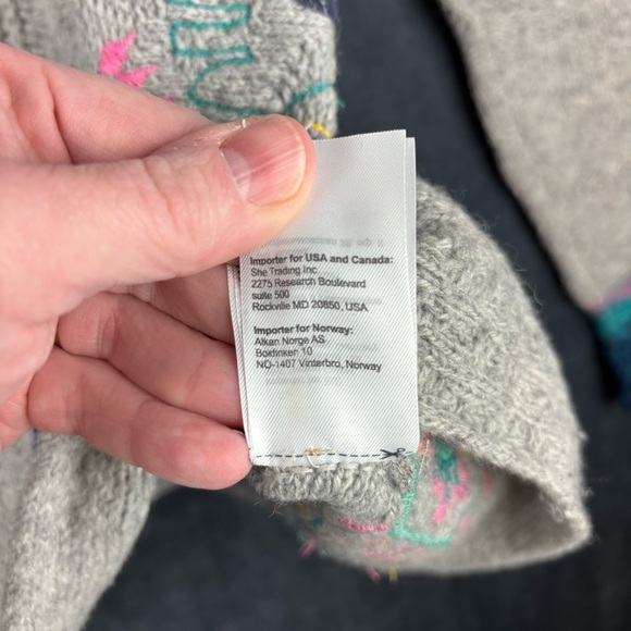 IVKO Women’s Wool Blend Artsy, Abstract Colorful Cardigan Sz 38 - Picture 8 of 14